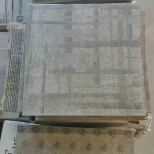 Restpartij decortegels van 30x30 cm, Provenza Dust Mud Veil, bij Tegelstudio Zeeland in Vlissingen