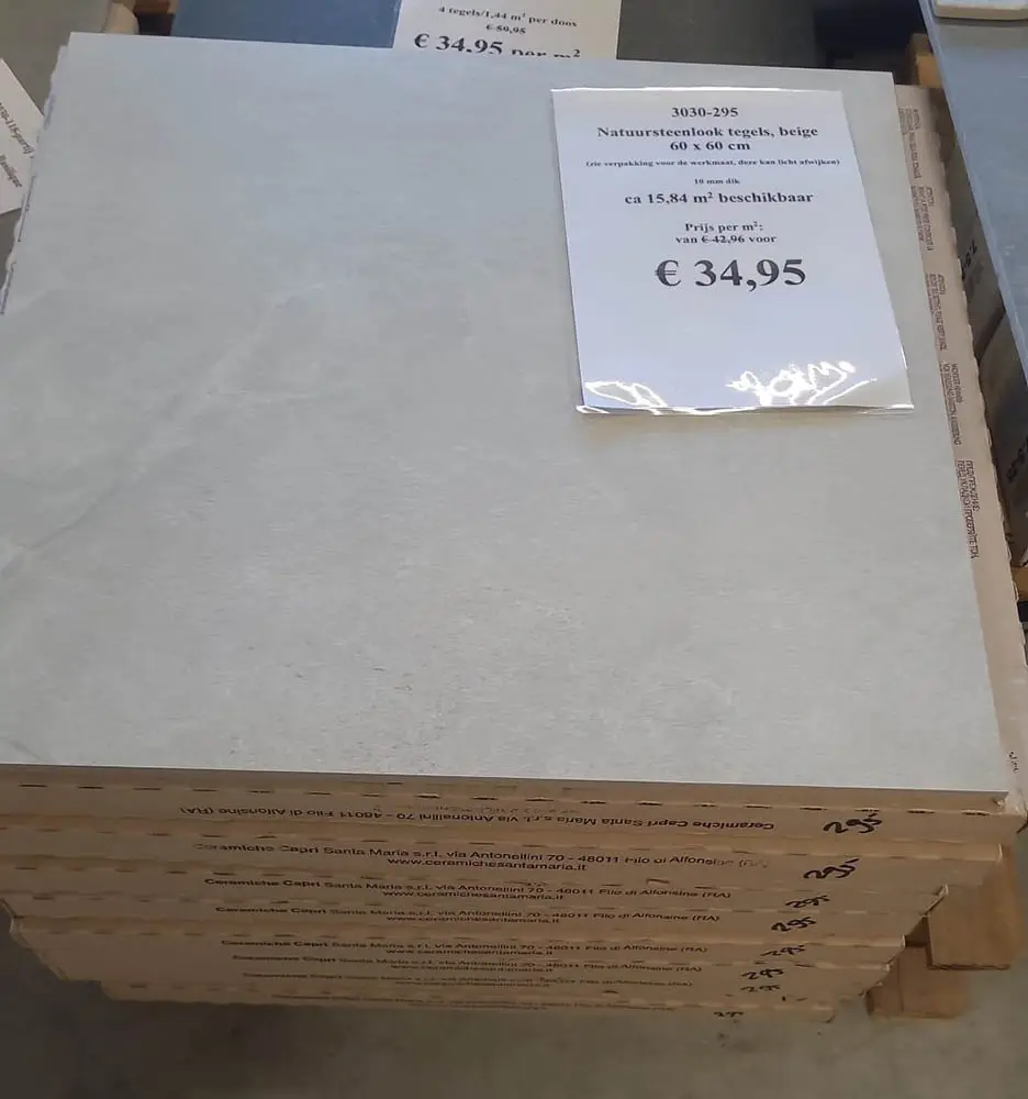 Natuursteenlook tegels beige, 60x60 cm bij Tegelstudio Zeeland in Vlissingen.